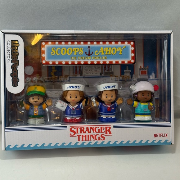 Fisher-Price Other - Stranger Things Scoops Ahoy Fisher Price Collectible Toy Set - Multicolor